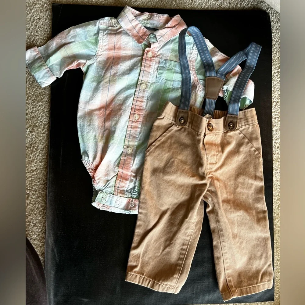 Carter’s Infant Baby 9M 2 piece long sleeve & suspenders pants set